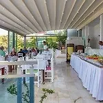 Hotell Rhapsody 4*