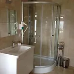 Rhapsody Hotell