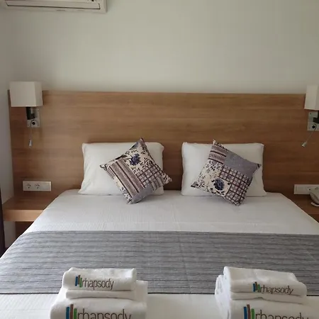 Szálloda Rhapsody 4*