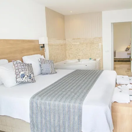 Rhapsody Otel Kaş