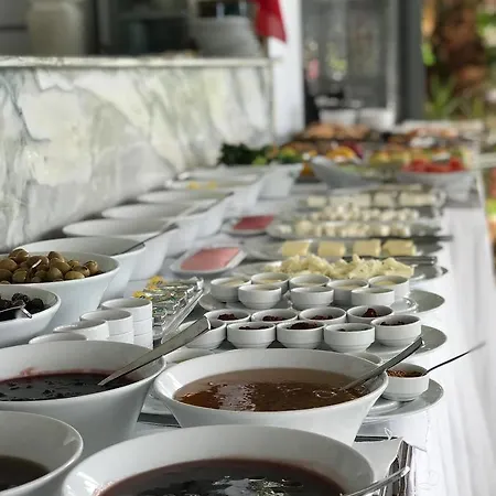 Rhapsody Szálloda 4*